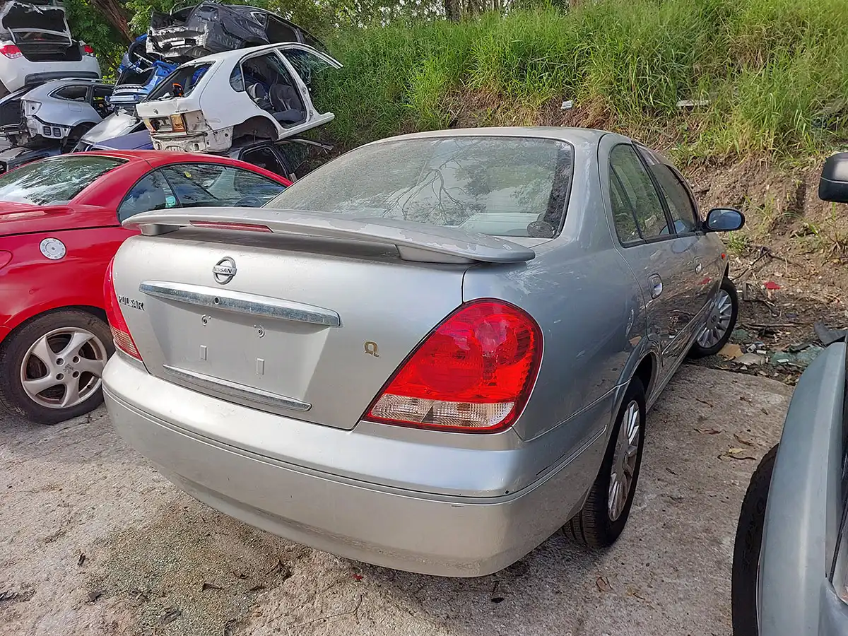 Nissan Pulsar Manual